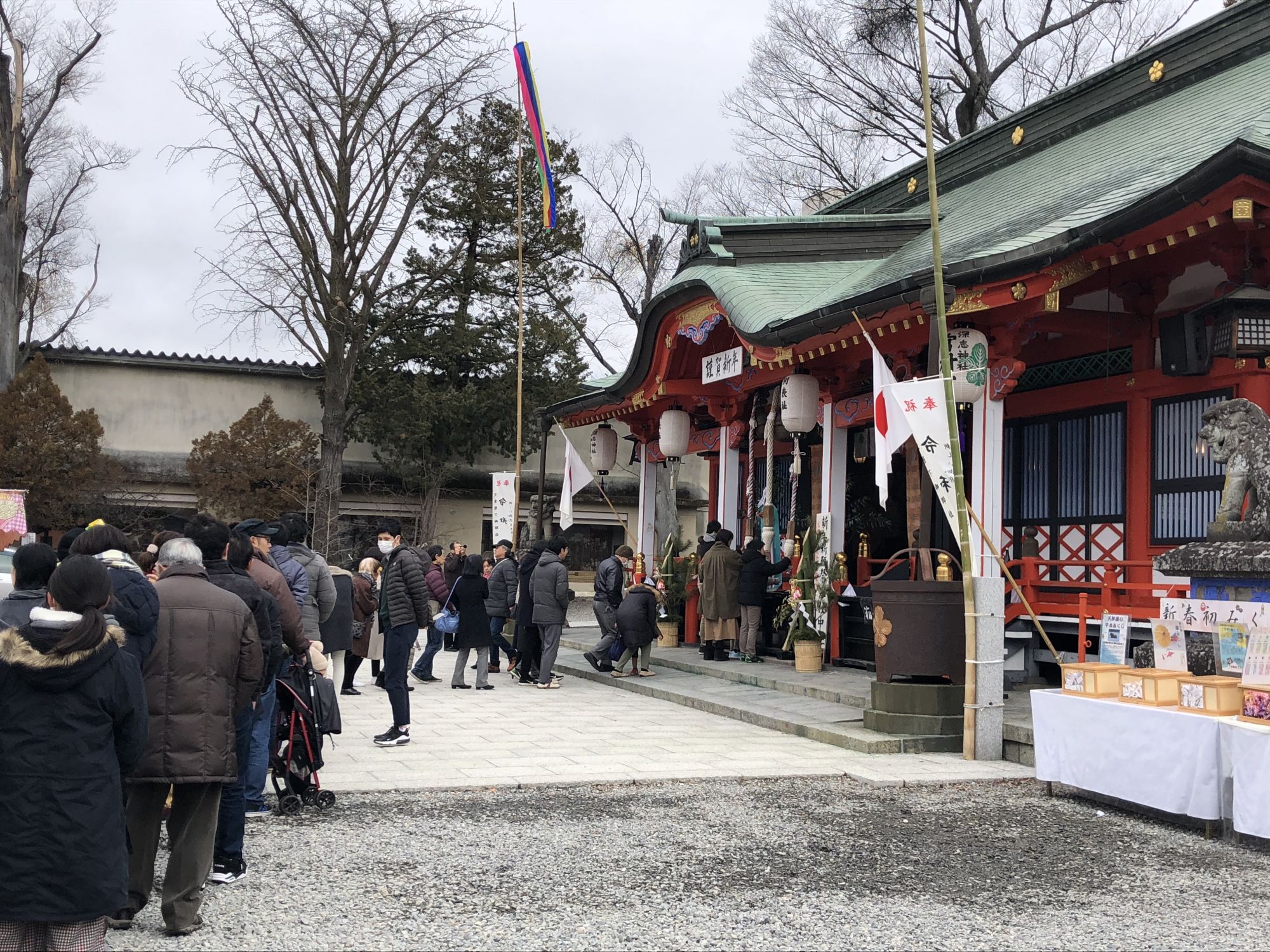 日本的新年风俗之一初诣