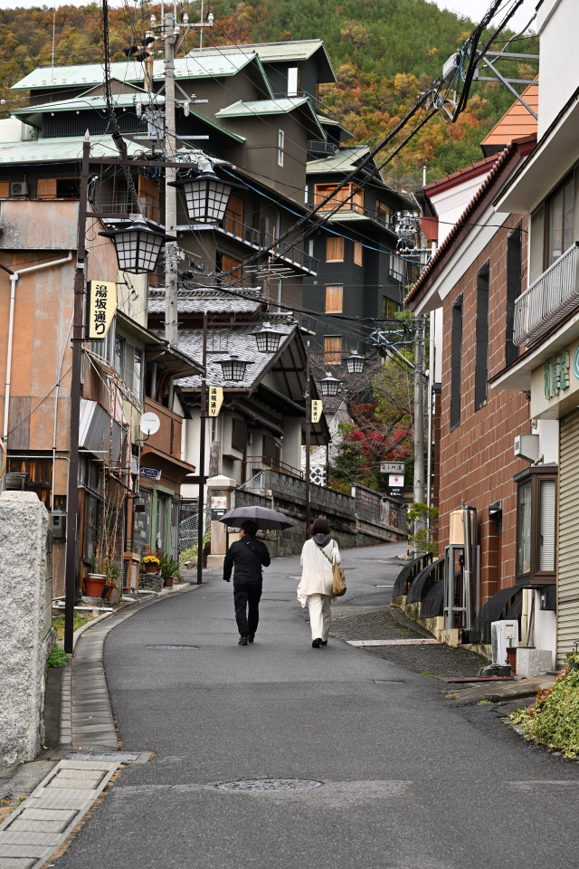 浅間温泉　湯阪