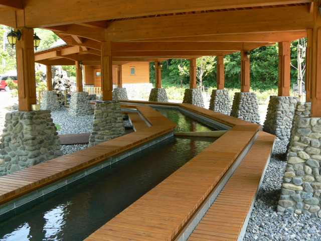 沢渡温泉　足湯