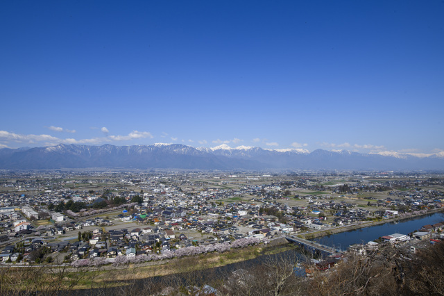 城山公園から北アルプス