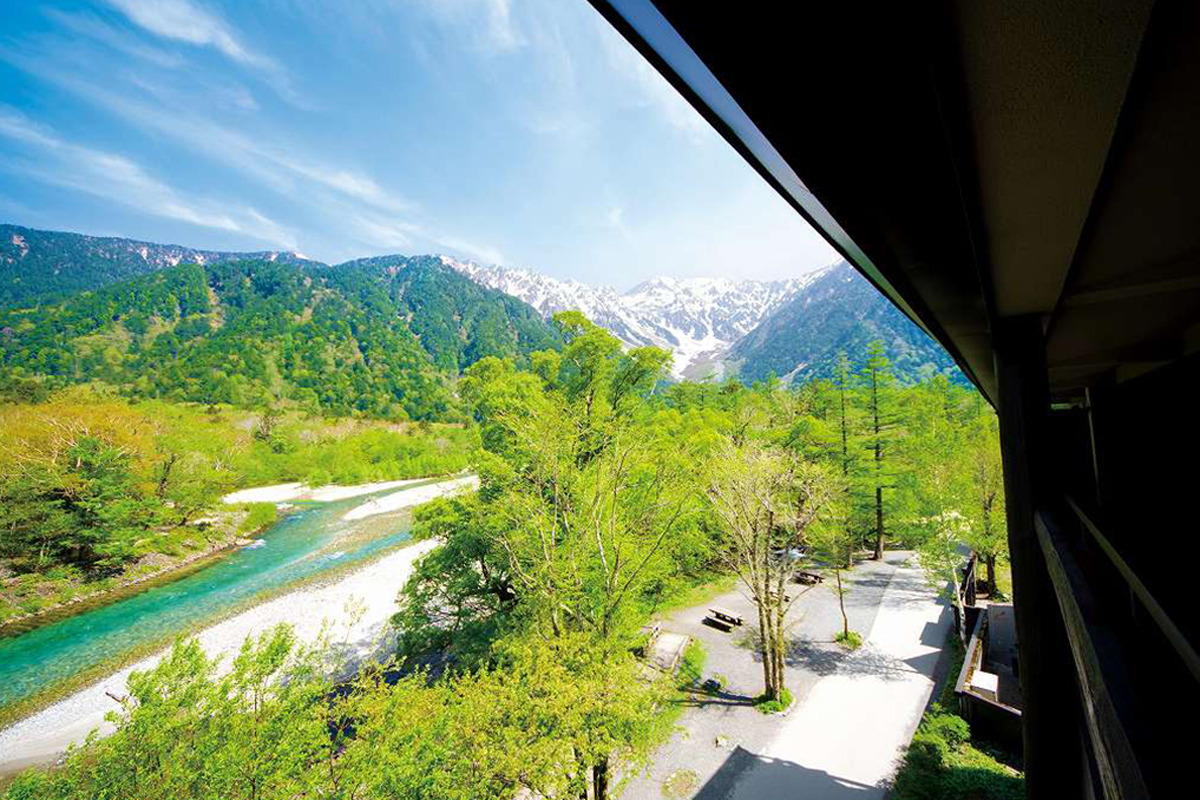 A landscape long cherished and carefully preserved, continuing to welcome travelers.