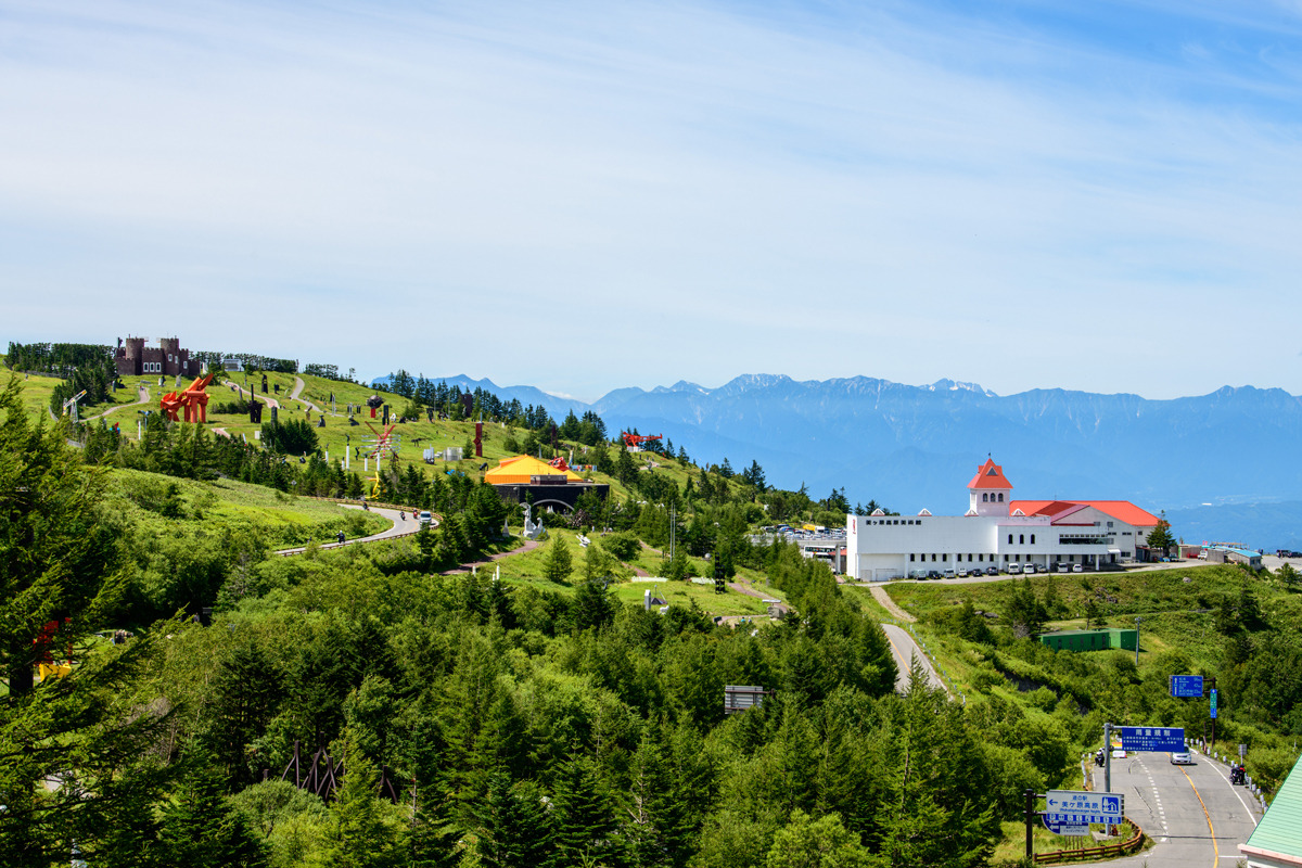 Artworks blend seamlessly into the natural landscape of Utsukushigahara.