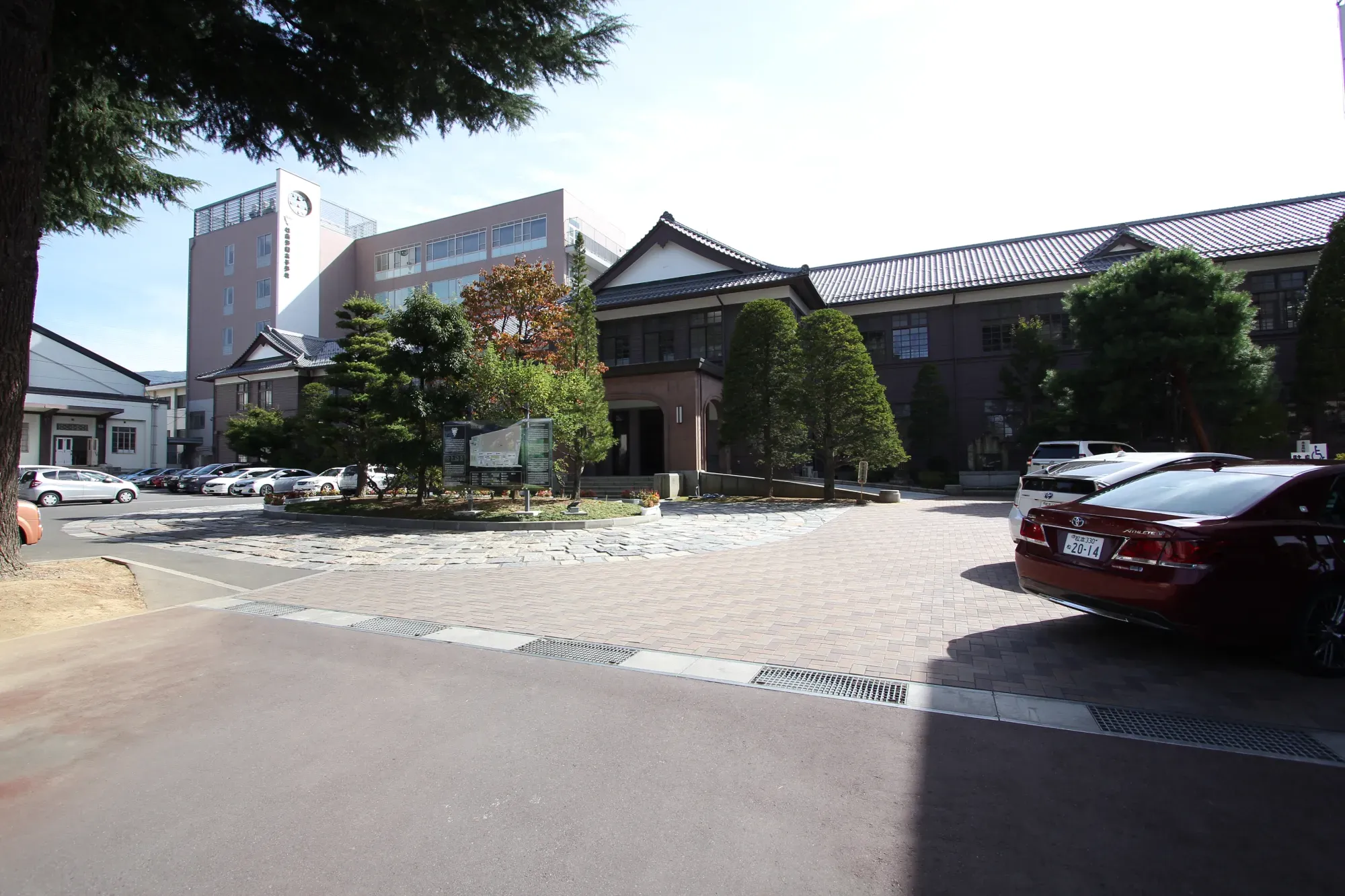 昭和 11 年(1936 年)竣工 木造2階建て 現役