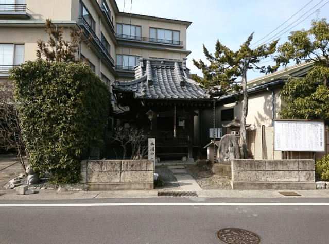 Lower Sengen Yakushi Hall