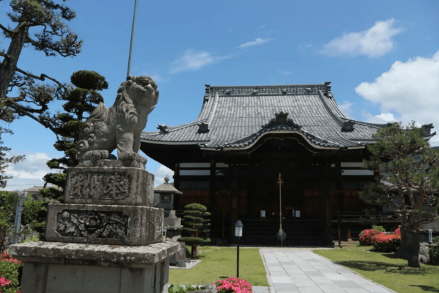 Usagigawa Temple