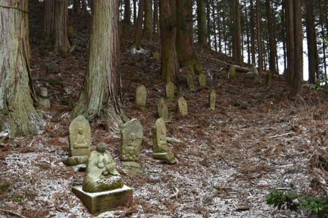 Komuro Nanokayama Konpira Shrine Approach Stone Buddha Group