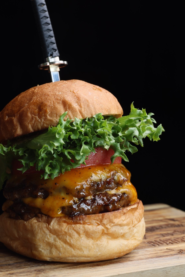 Bar & Grill Burger Chop -Steak Hamburger-