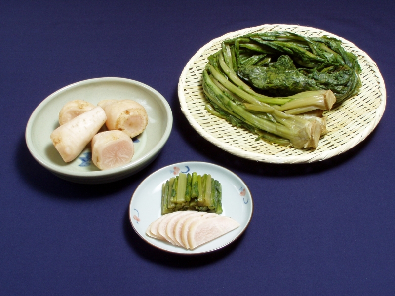 稲核菜と稲核菜カブの漬物