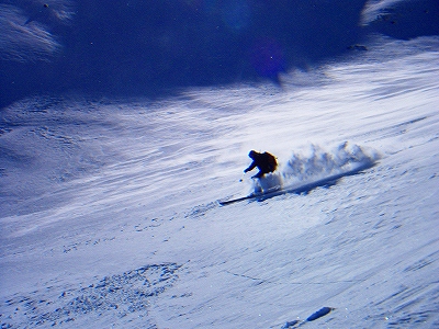 スキー滑降