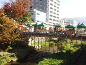 水辺のマルシェ
