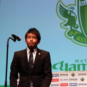 貝崎佳祐 コーチ