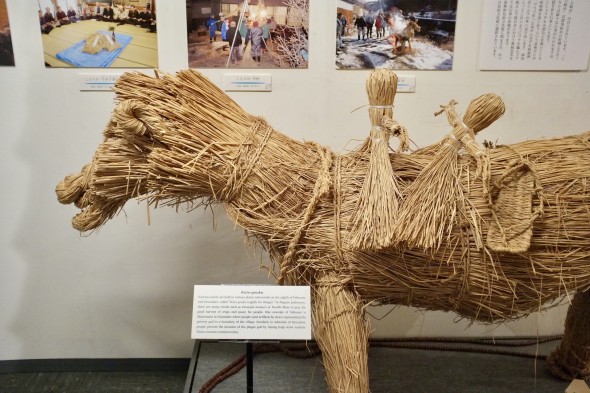 Straw horse for the Koto-youya event