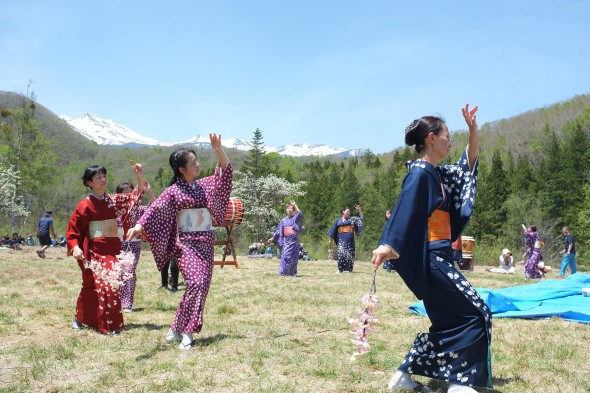 Sumomo - Plum Blossom - Dance
