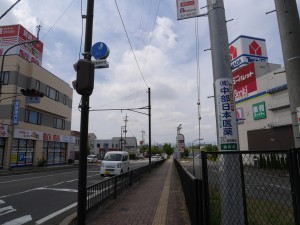 前往業務超市、山田電機、書局購物囉!