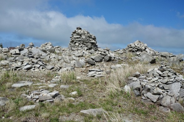 Rock "sculptures" - you can add a stone or two yourself to contribute ;)