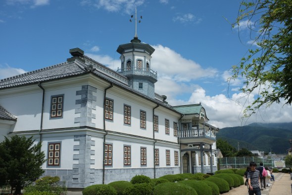 View of the Former Kaichi School from outside