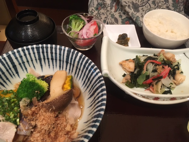 Aランチ1,000円