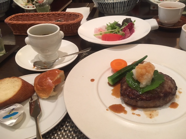 ハンバーグランチ1,400円
