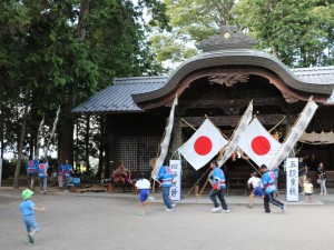 騎馬となり神社を巡る
