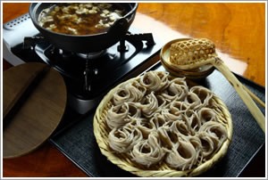 投汁蕎麥麵 照片來源 煤香庵官網