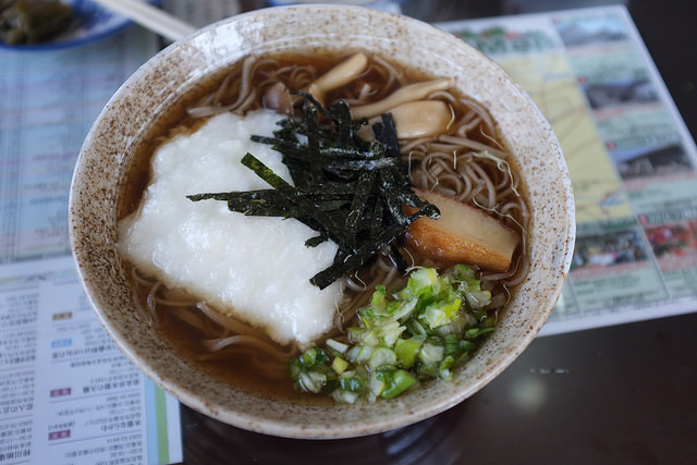 Hot soba with grated Japanese yam