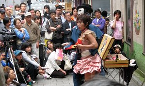 23rd (Sun) - Street Performances throughout Matsumoto Downtown